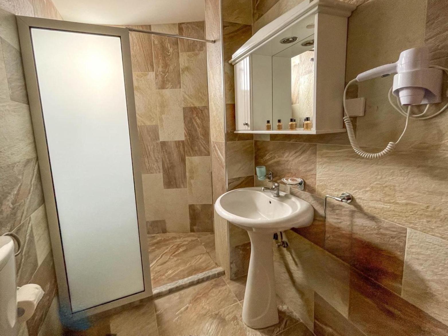 Imperial Hotel Ulcinj Bagian luar foto