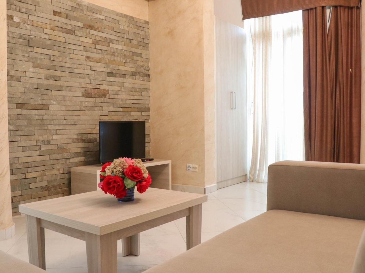 Imperial Hotel Ulcinj Bagian luar foto