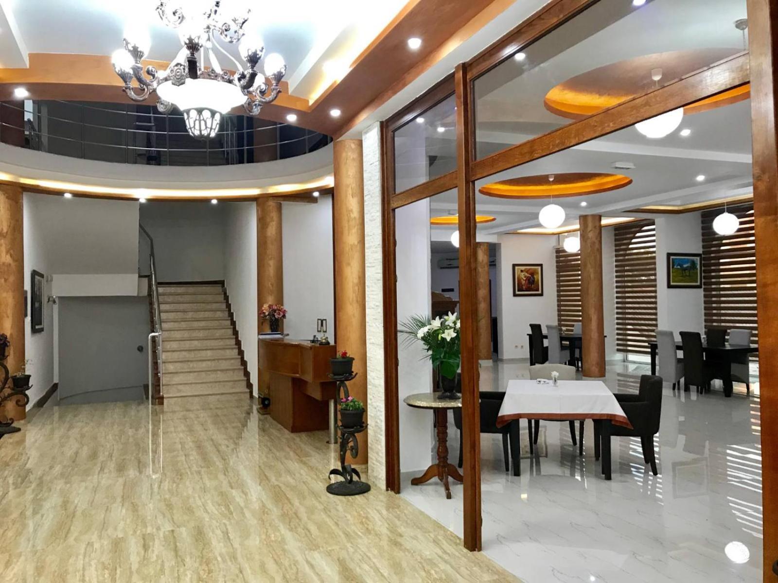 Imperial Hotel Ulcinj Bagian luar foto