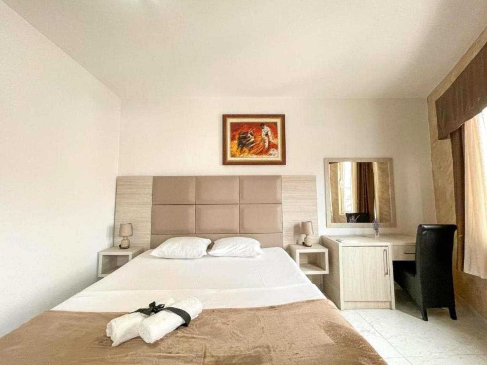 Imperial Hotel Ulcinj Bagian luar foto
