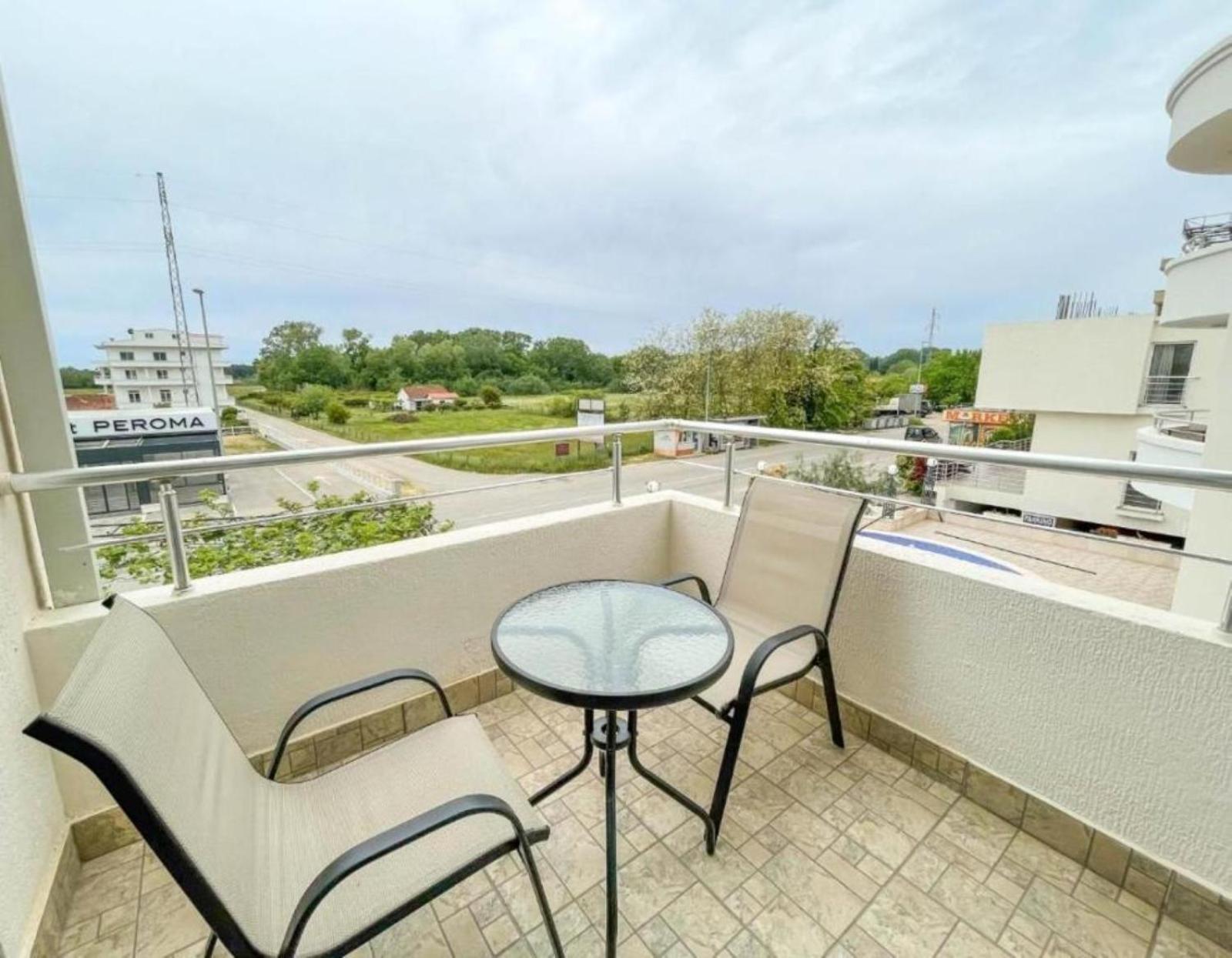 Imperial Hotel Ulcinj Bagian luar foto