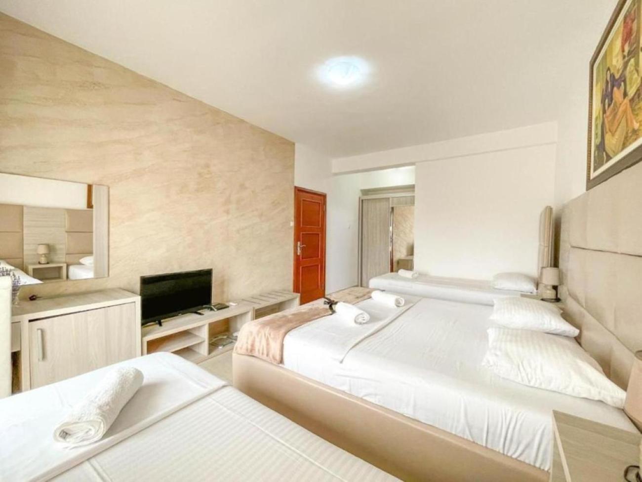Imperial Hotel Ulcinj Bagian luar foto
